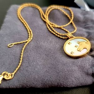 GLANCE Jewelry 18k yellow gold and mother of pearl delicate necklace